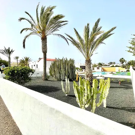 Apartamento Para Nudistas, Vistas A La Piscina, Cerca De Playa شقة تشاركو ديل بالو